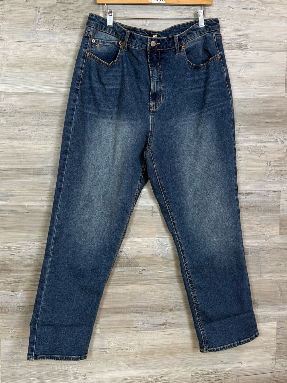 FRYE High Rise Straight Leg Ankle Denim Jeans Medium Wash Size 16/34 Stretch EUC